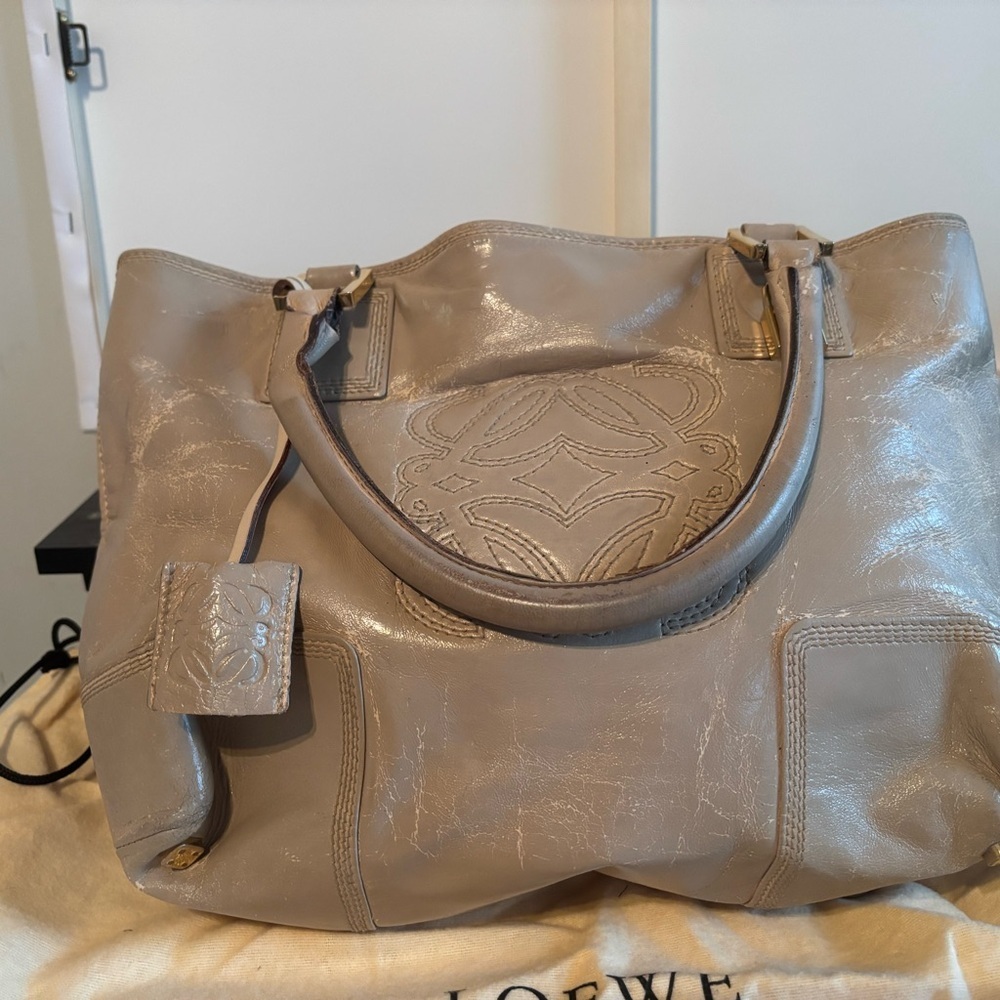 Authentic Vintage LOEWE Anagram Fusta Leather Tote Bag – Metallic Champagne